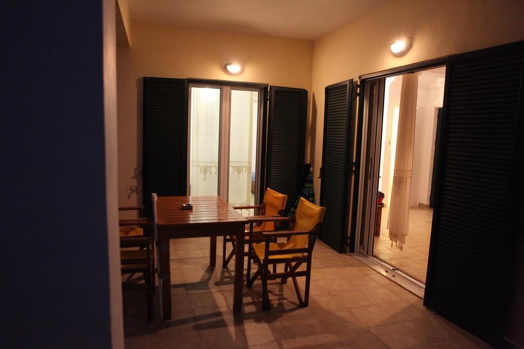 Il Villaggio Chrani Exteriör bild